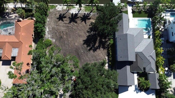 Property Photo:  1620 N Lodge Drive  FL 34239 