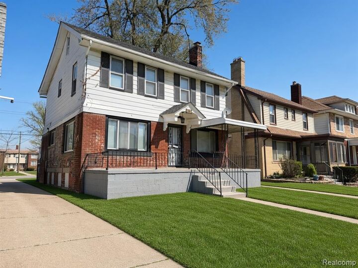Property Photo:  2056 Collingwood Street  MI 48206 1536 