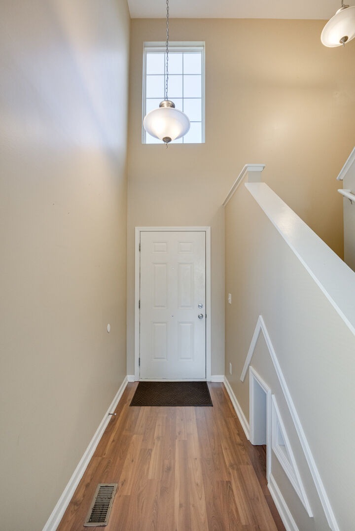 Property Photo: 1412 Carlisle Lane IL 60140