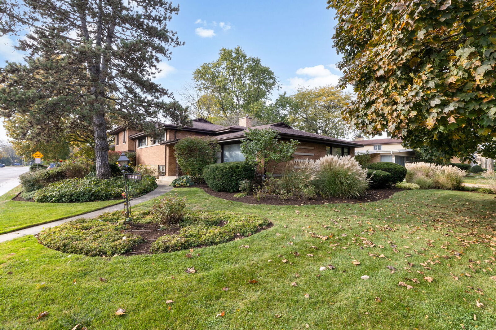 Property Photo:  4401 W Lunt Avenue  IL 60712 