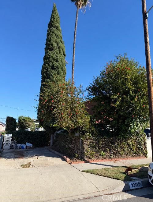 Property Photo:  22110 Elaine  CA 90716 