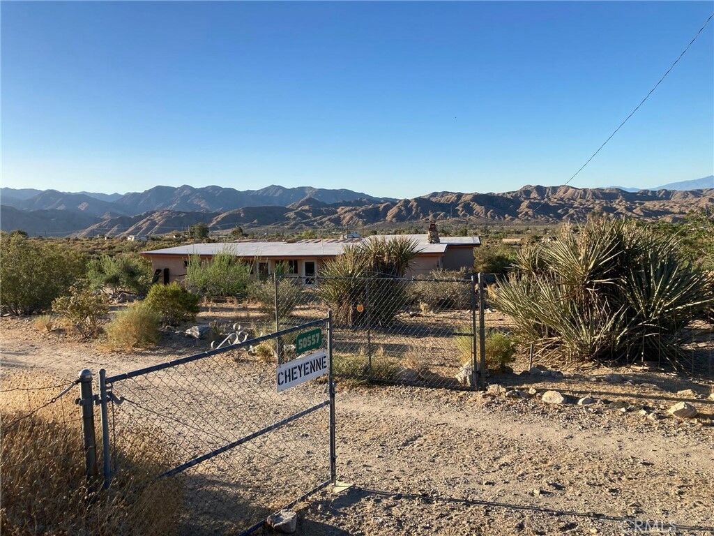 Property Photo: 50557 Cheyenne CA 92256