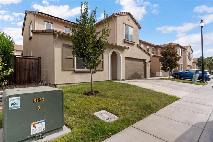 Property Photo: 8016 Sun Beam Way CA 95747