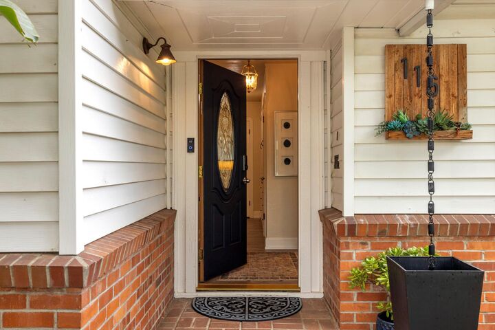 Property Photo:  116 N Rose Street  CA 95240 