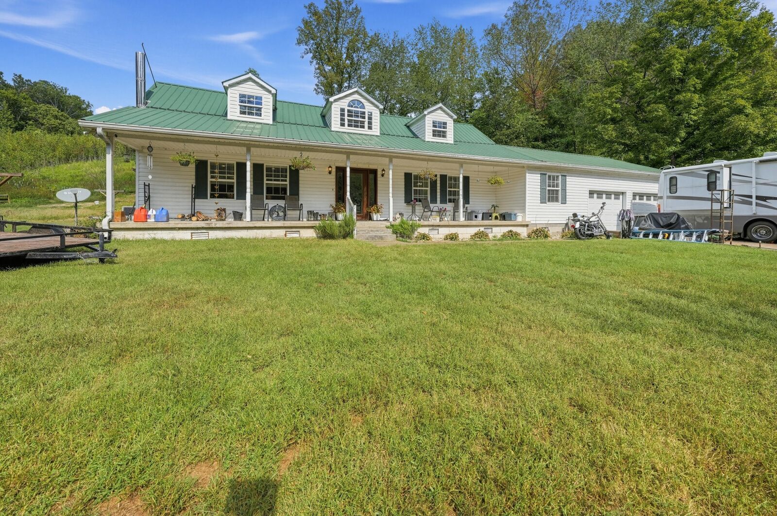 Property Photo: 607 Hulsey Branch Rd TN 38473
