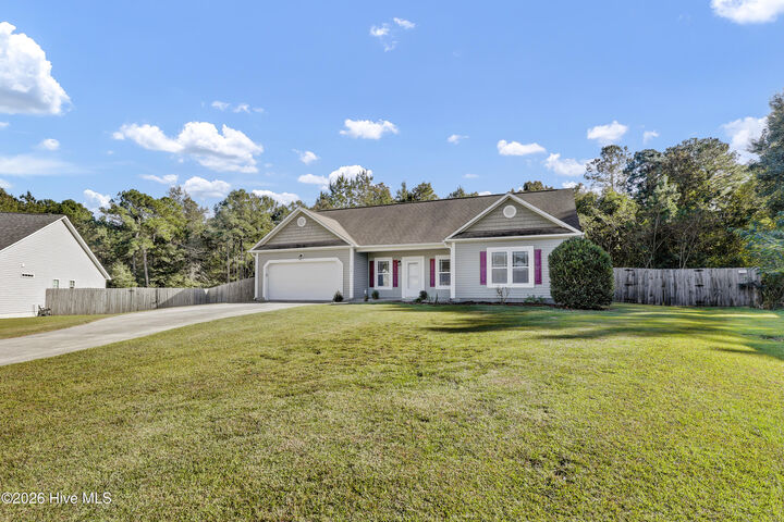 Property Photo:  114 Ridge View Drive  NC 28540 