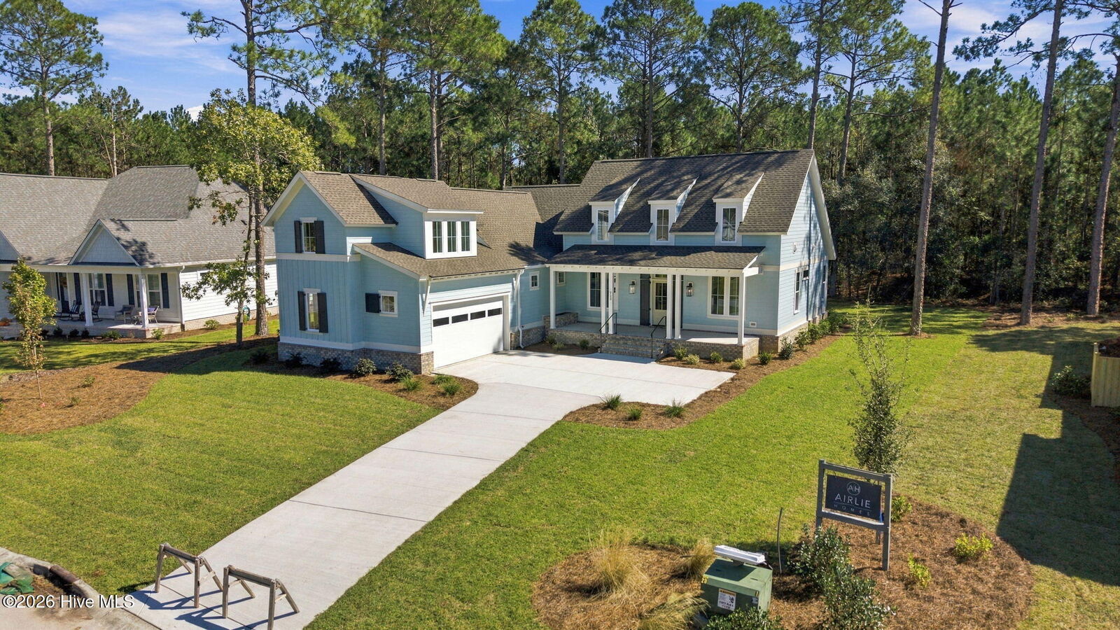 Property Photo:  725 Breezewood Drive SE  NC 28422 