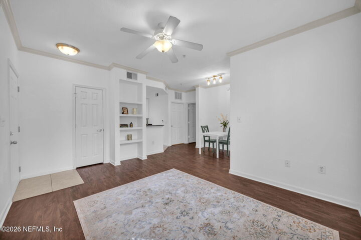 Property Photo: 8539 W Gate Parkway W 1526 FL 32216
