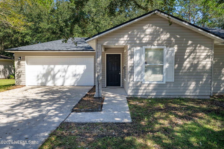 Property Photo:  6935 Kettle Creek Drive  FL 32222 