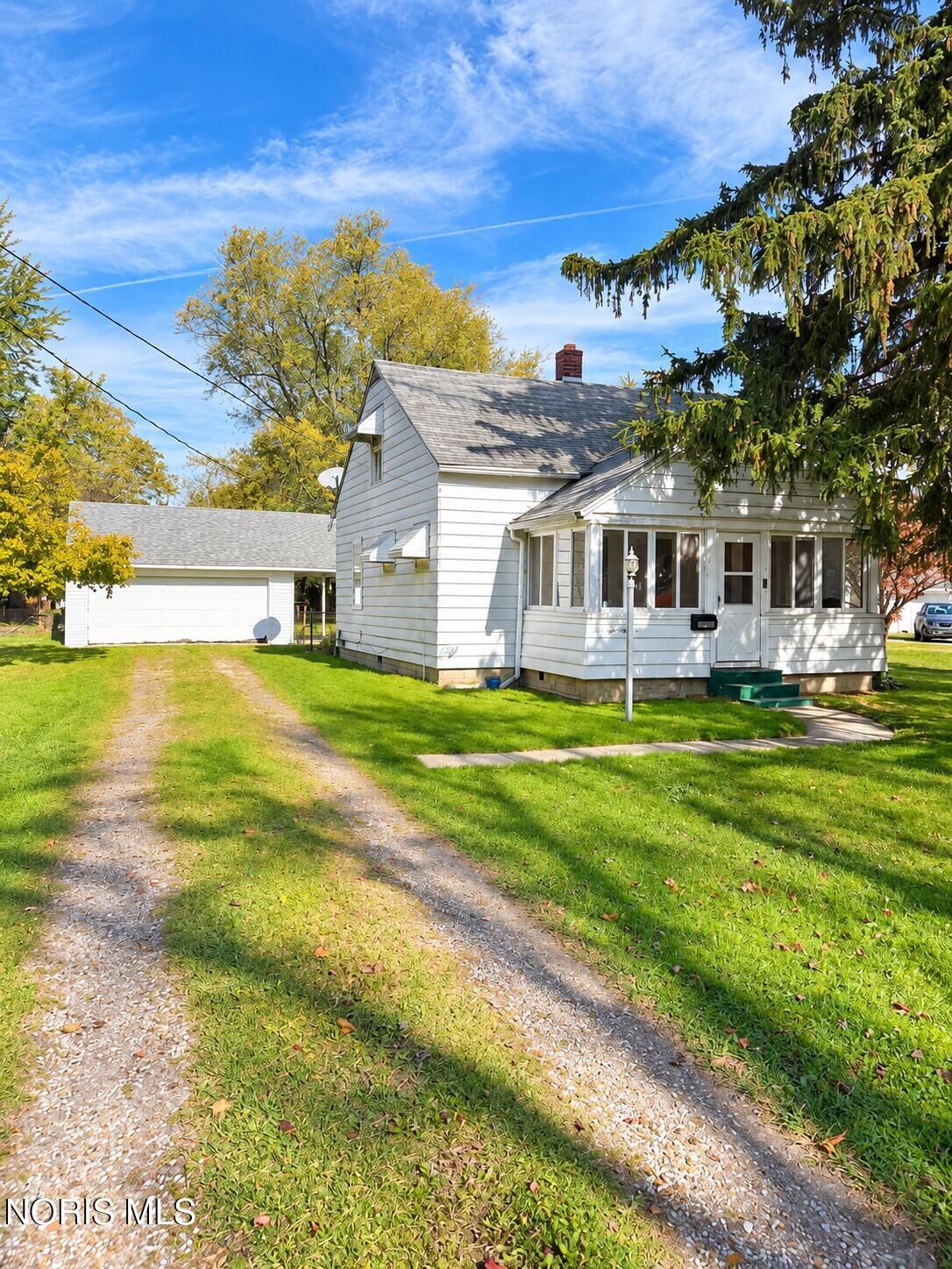 Property Photo: 5856 Carnation Drive OH 43615