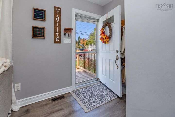 Property Photo:  547 Cottage Road  NS B1P 6S5 