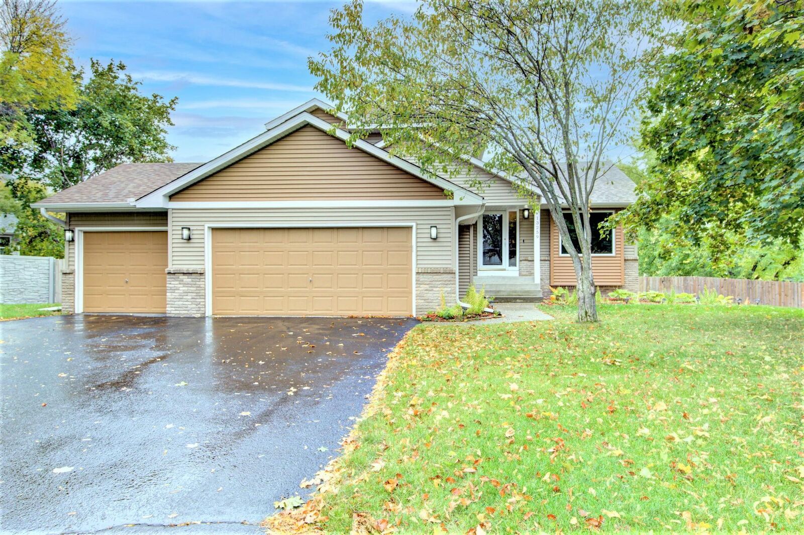 Property Photo:  13259 Owatonna Court NE  MN 55449 