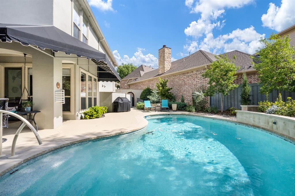 Property Photo:  5809 Spring Glade Court  TX 75093 