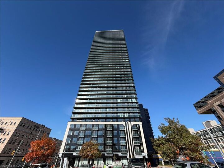 Property Photo:  30 Francis Street S 1501  ON N2G 0H1 