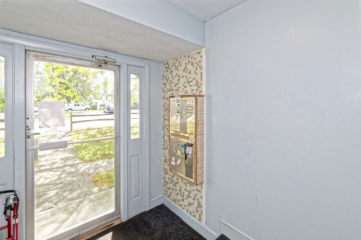 Property Photo:  133 Winthrop St 4  MA 01702 