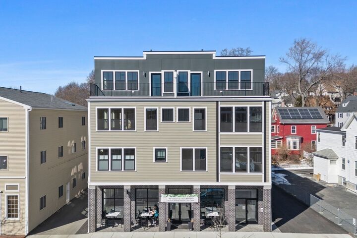 Property Photo:  421 High St 203  MA 02155 