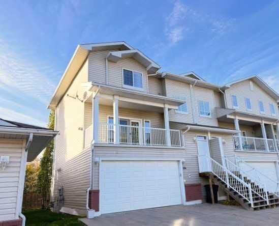 Property Photo:  116 6 Avenue NE 106  AB T0G 2A2 