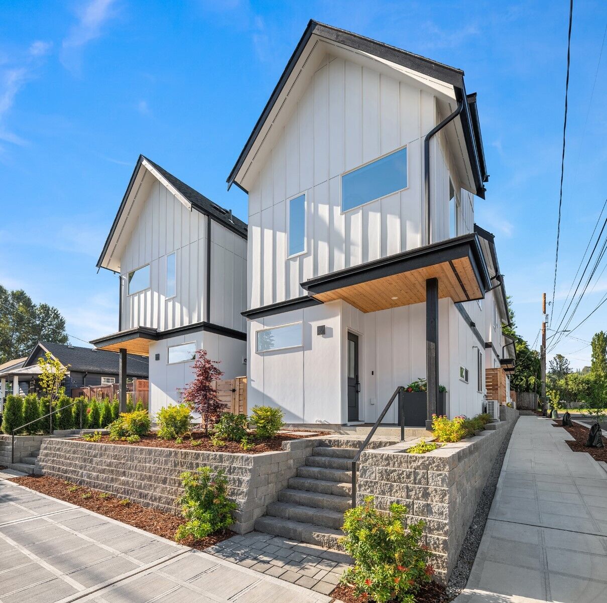 Property Photo: 503 S Henderson Street WA 98108
