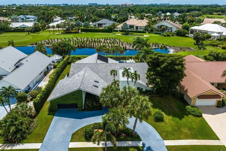 Property Photo: 17152 Cassava Way FL 33487