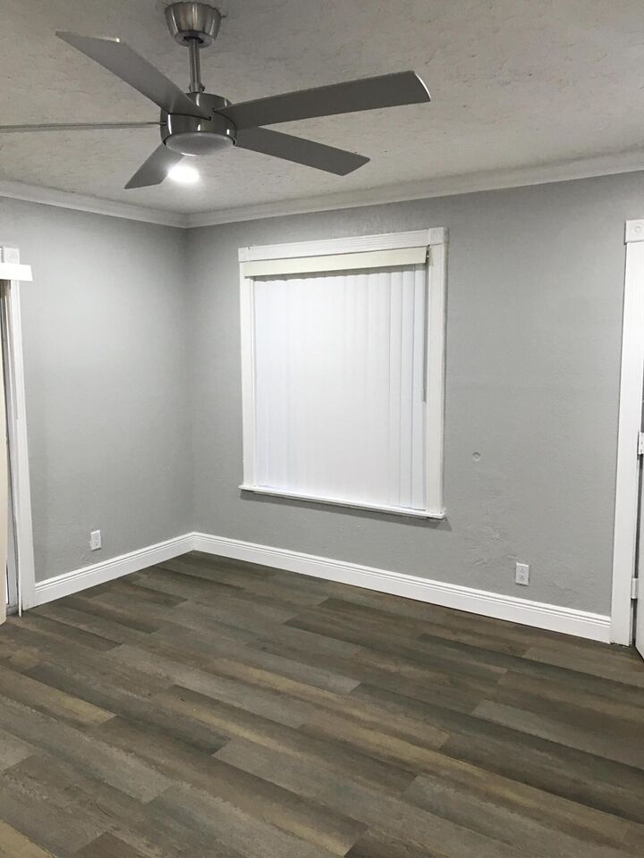 Property Photo:  1200 W 33rd Street E  FL 33404 