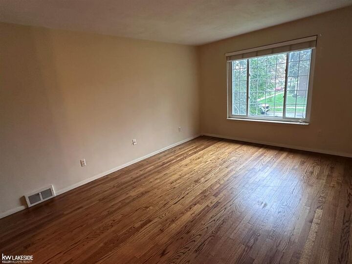Property Photo:  22995 Gary Lane  MI 48080 