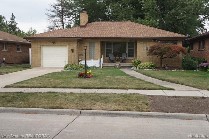 Property Photo:  12831 Northfield Boulevard  MI 48237 