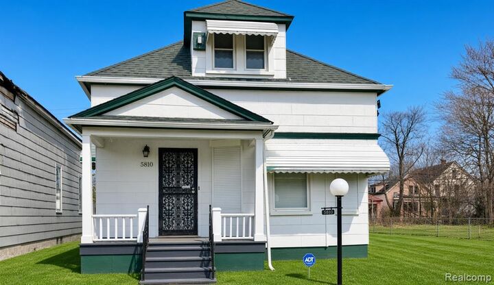Property Photo:  5810 Cooper Street  MI 48213 
