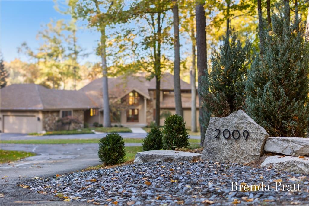 Property Photo: 2009 Timber Trail Drive SE MI 49301