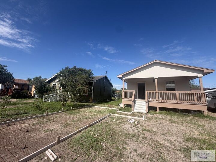 Property Photo:  1107 N Crockett Ave.  TX 78586 