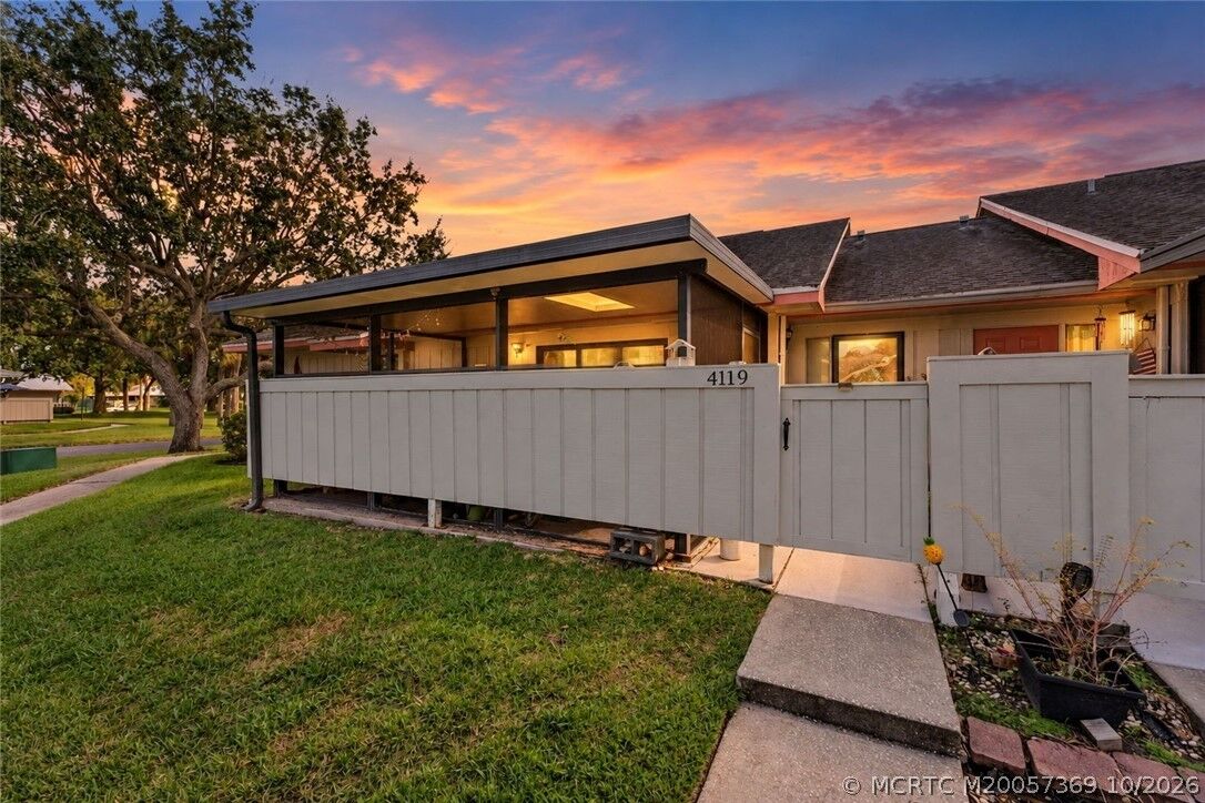 Property Photo: 4119 NW Cinnamon Tree Circle FL 34957