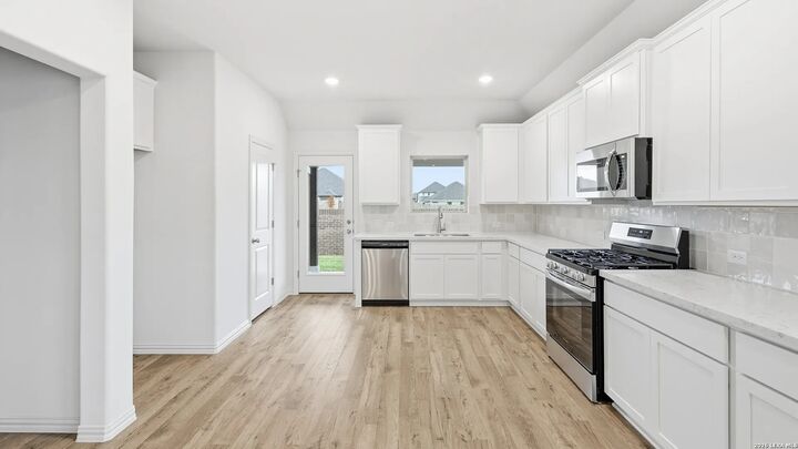 Property Photo: 2237 Declivity TX 78245