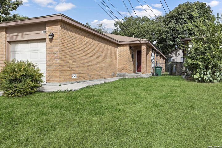 Property Photo: 12231-12233 Maverick Bluff TX 78247