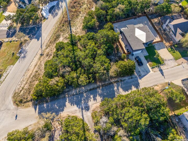 Property Photo: 6711 Avenida Ann Dr TX 78645