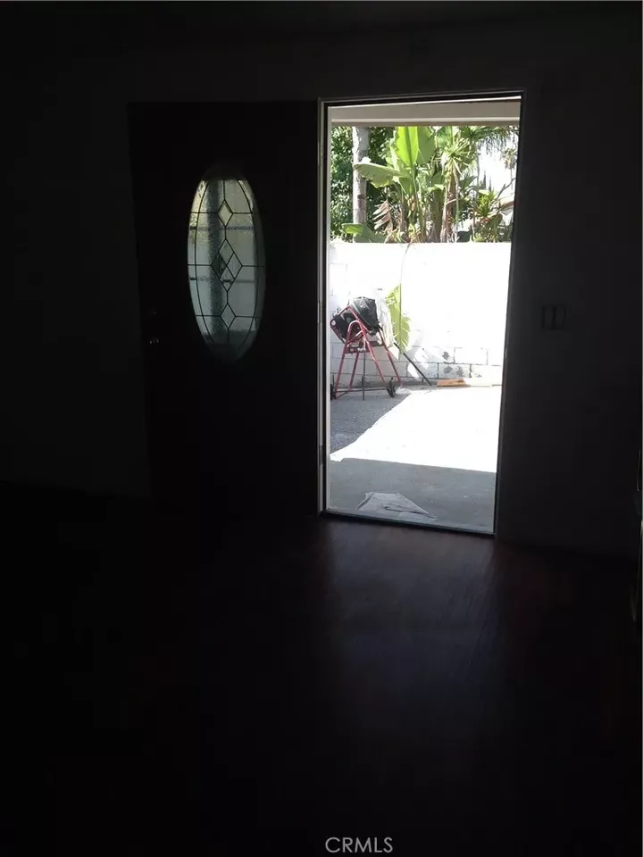 Property Photo:  1038 E Magnolia  CA 91501 