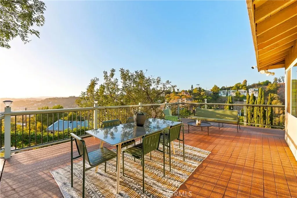 Property Photo: 1477 Montecito CA 90031