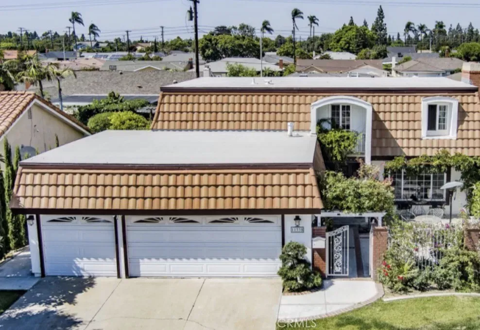 Property Photo:  11335 Carob  CA 92708 