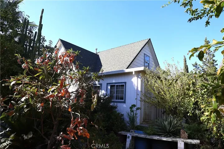 Property Photo:  1216 Pear  CA 96021 