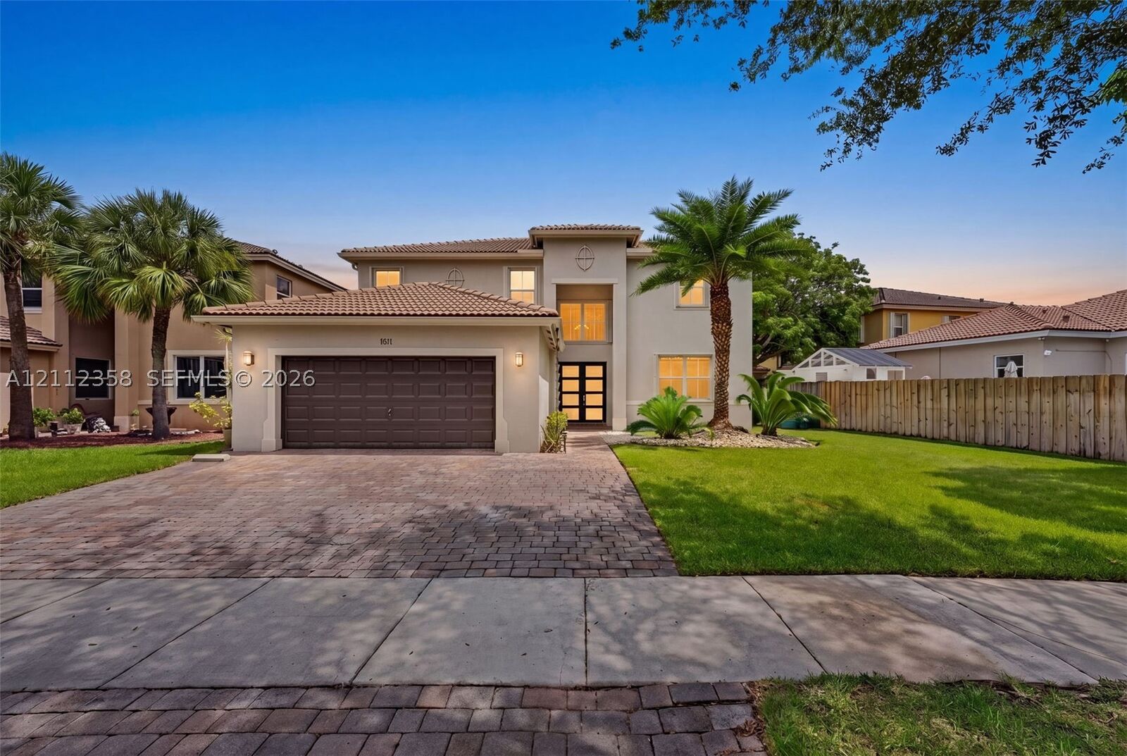 Property Photo:  1611 SE 16th St  FL 33035 