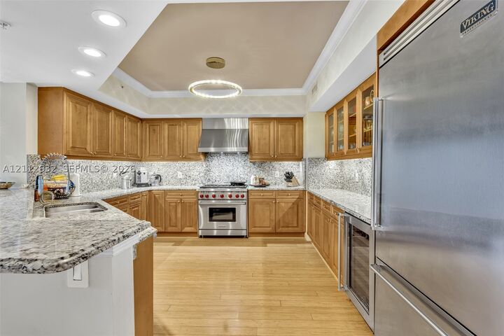 Property Photo:  1500 SE 12th St 3A  FL 33316 