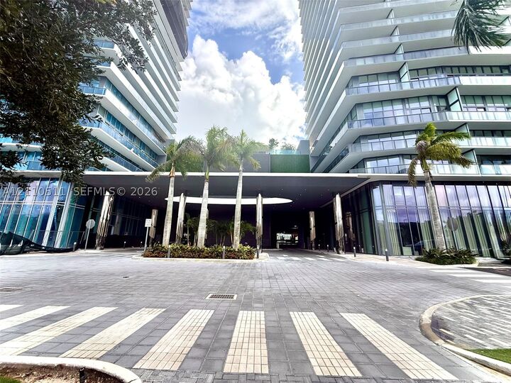 Property Photo: 1170 E Hallandale Beach Blvd 1208 FL 33009