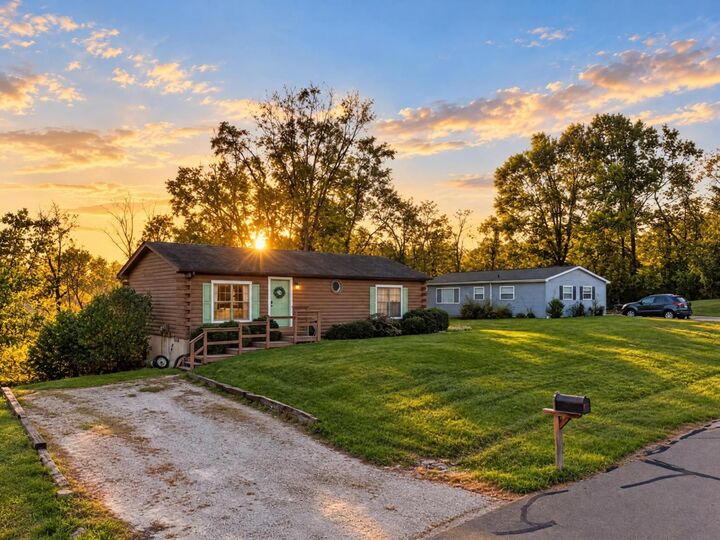 Property Photo:  551 Hawthorne Heights  IN 47025 