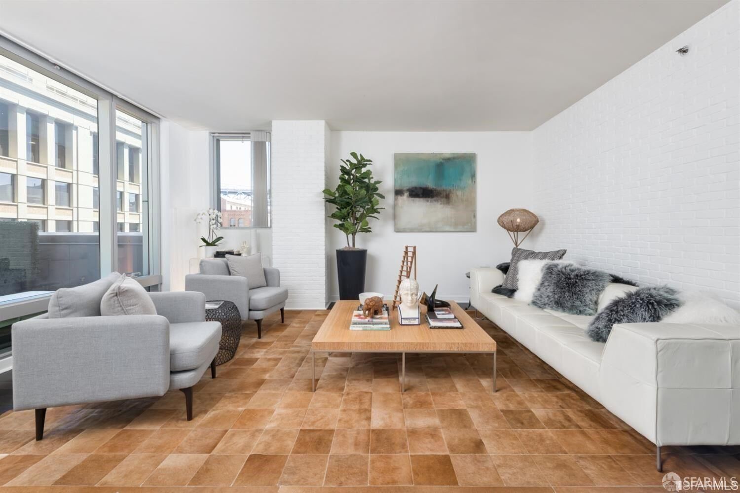 Property Photo:  318 Spear Street 7A  CA 94105 