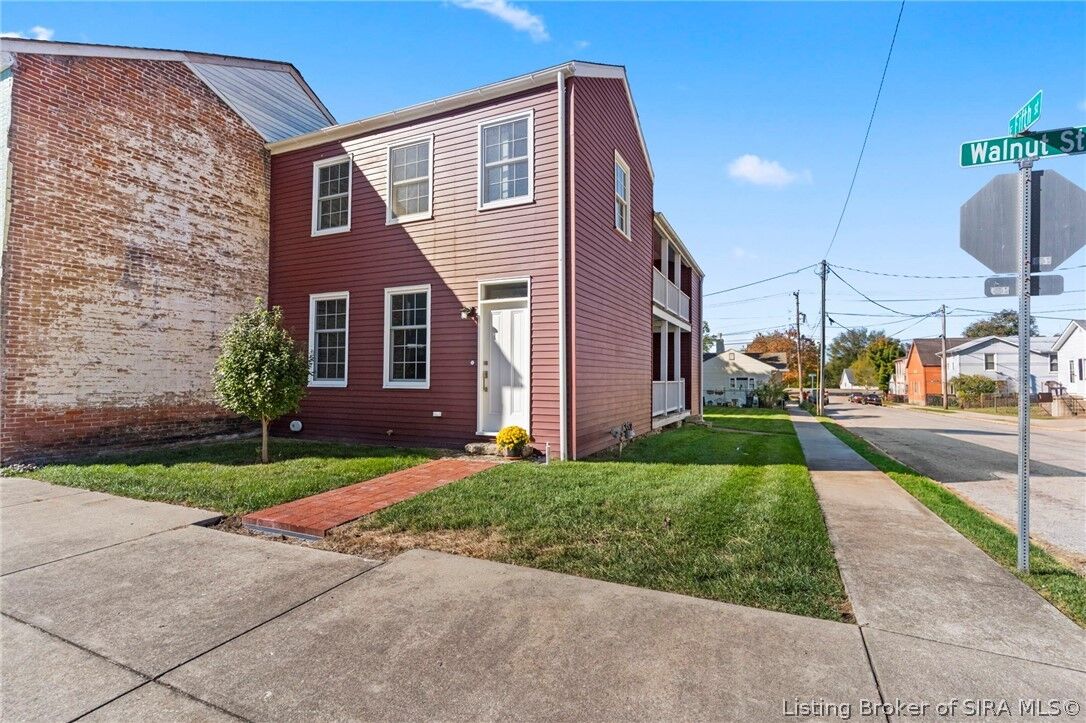 Property Photo: 627 Walnut Street IN 47250