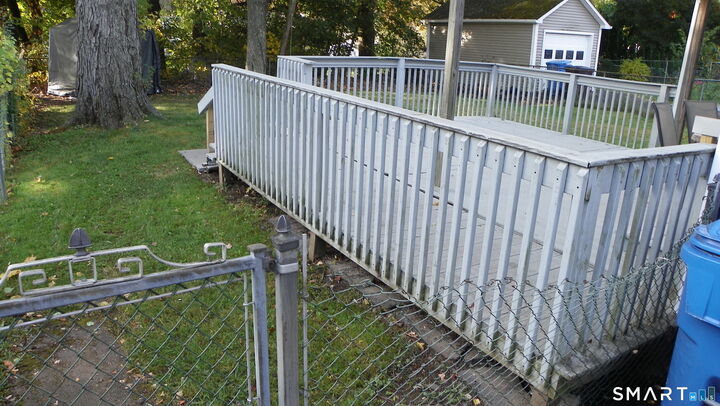 Property Photo: 186 Alexander Road CT 06053