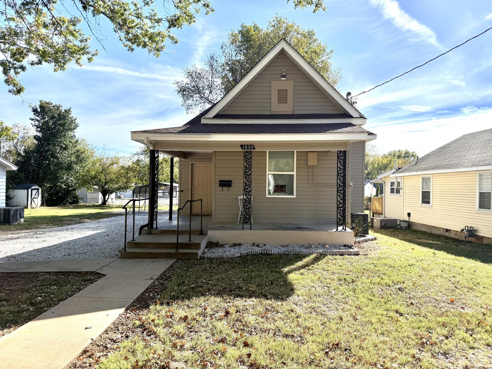 Property Photo: 1820 W Olive Street MO 65802