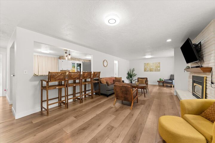 Property Photo: 9715 N Woodridge Dr WA 99208