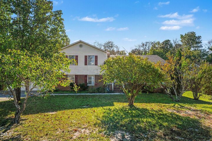 Property Photo: 8821 Tibs Run NC 28314