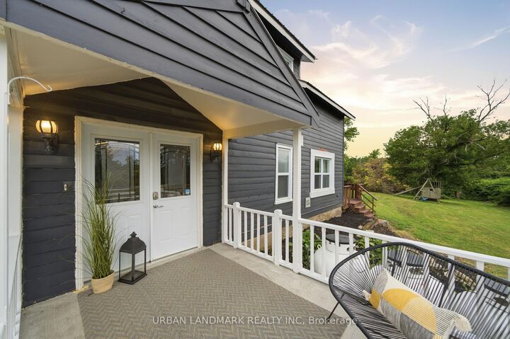 Property Photo:  3095 Cooper Road  ON K0K 2K0 