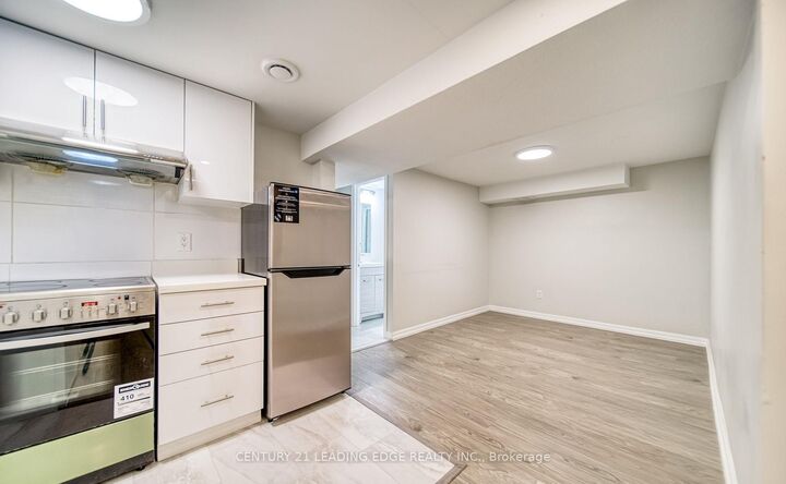 Property Photo:  53 Baltray Crescent Bsmt  ON M3A 2H3 