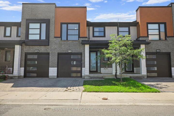 Property Photo:  981 West Village Square  ON N6H 0J7 